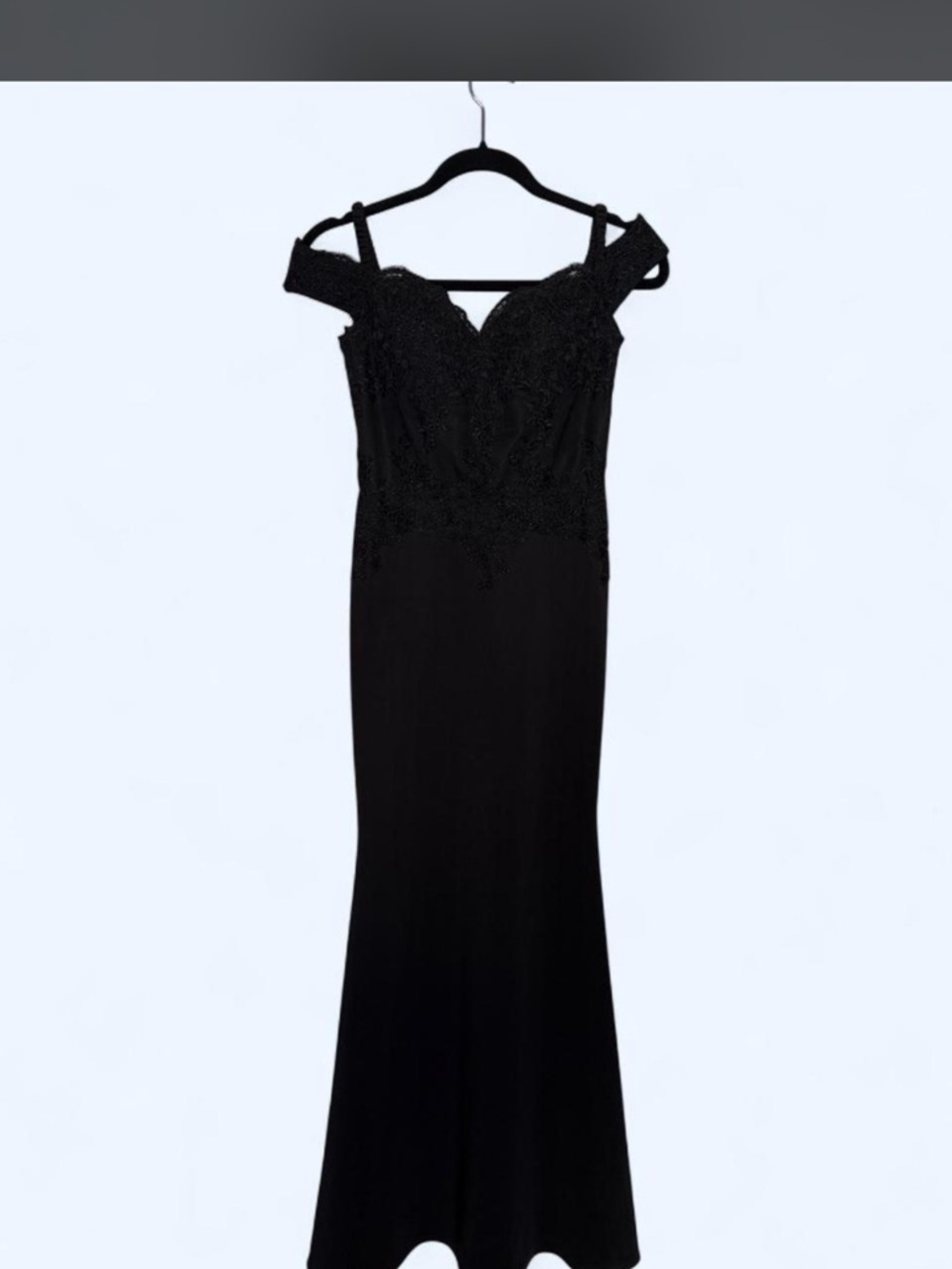 Eureka Elegant Black Off-Shoulder Evening Dress